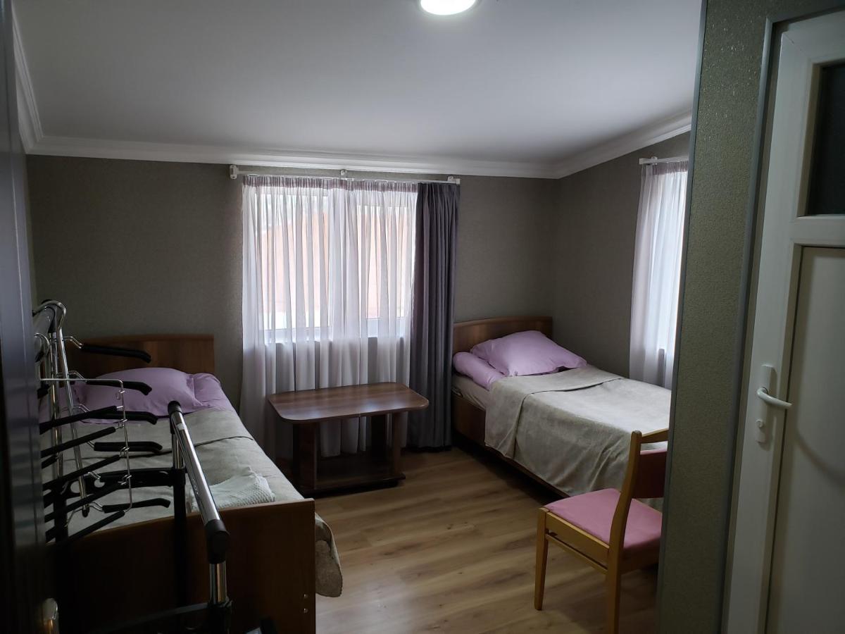 Guest House Nikala เมสเตีย ภายนอก รูปภาพ